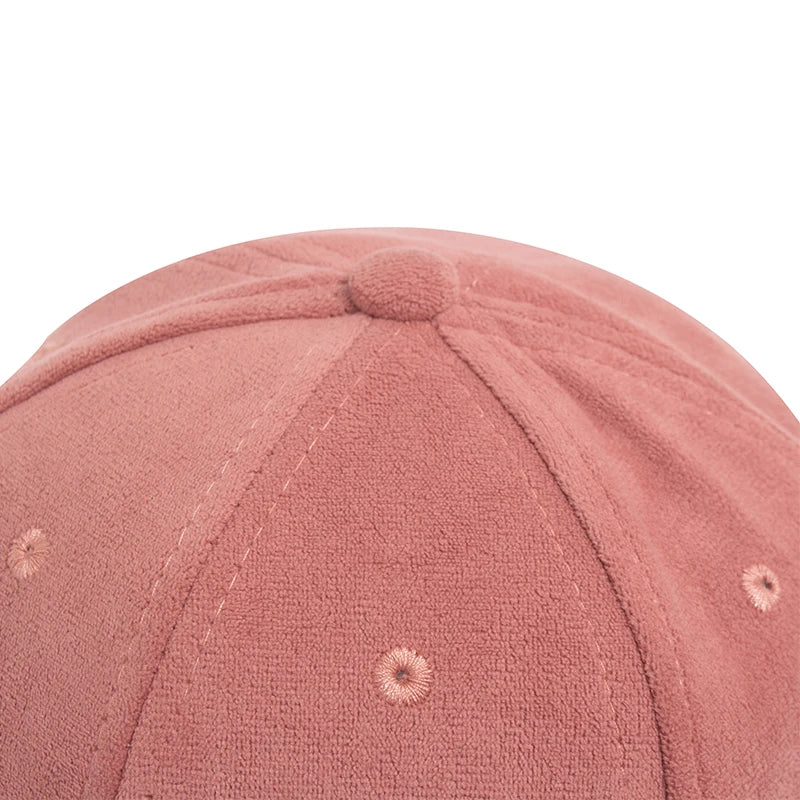 Black premium baseball cap, adjustable for comfort, an essential unisex fashion accessory.