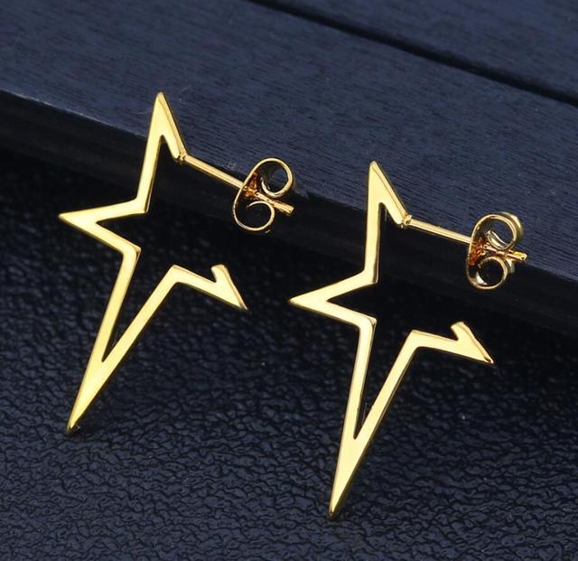 Unisex punk stud earrings, bold statement jewelry for an edgy fashion look.