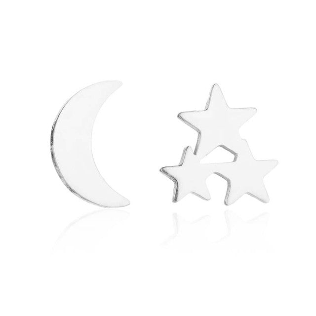 Sleek punk stud earrings, a refined yet bold unisex accessory for modern edgy fashion.