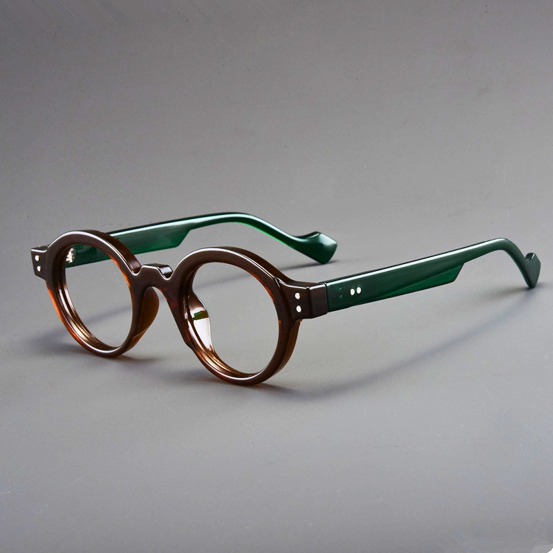 Stylish unisex reading glasses feature lightweight acetate frames for all-day comfort & scratch-resistant lenses.