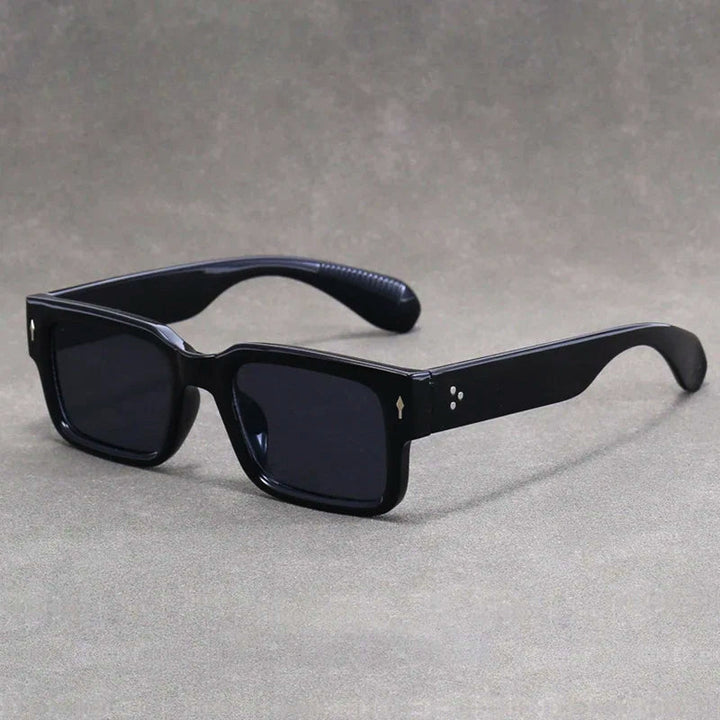 Stylish unisex retro rectangular sunglasses ensuring 100% UV protection. Essential eyewear accessory.