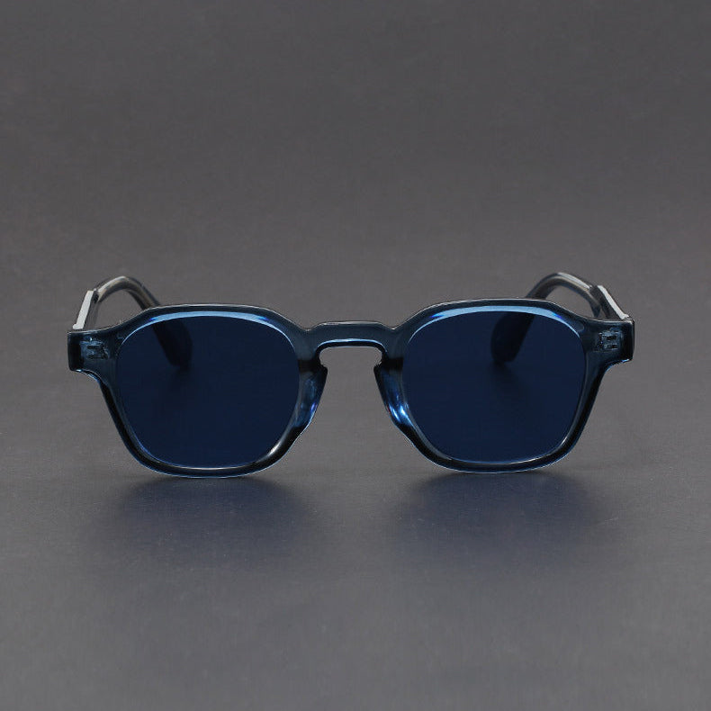 Versatile unisex retro square shades, ideal fashion accessory for any look. Offers full UV protection.