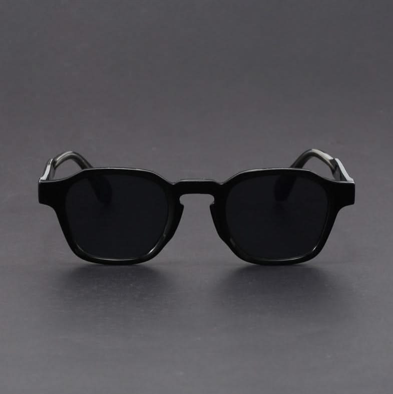 Timeless unisex retro square sunglasses. UV protection, anti-glare lenses, & lightweight polycarbonate frames.