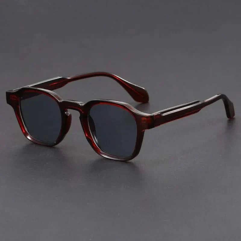 Fashionable unisex retro square shades. Anti-glare & UV protection lenses set in lightweight, durable frames.