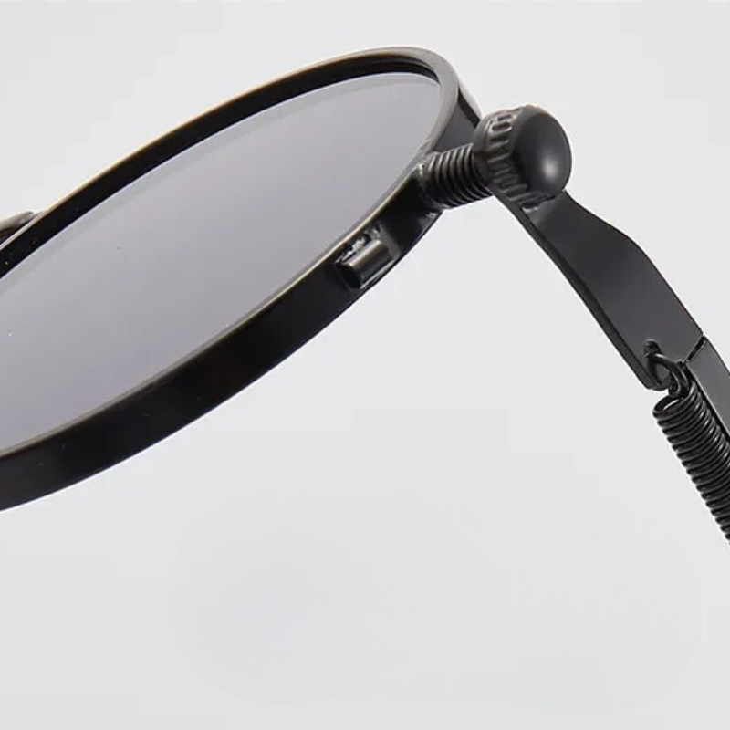 Retro unisex UV protection sunglasses, a timeless fashion accessory for all.