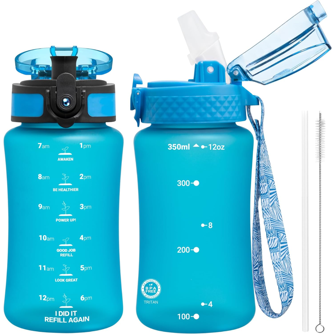 Simple & effective Tritan water bottle, includes a straw lid and a chug lid. Great for daily hydration.
