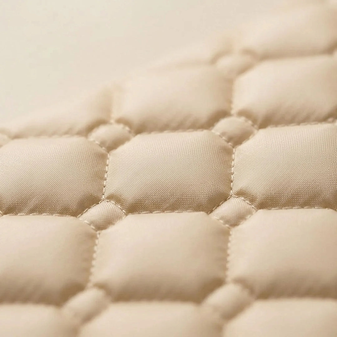 Lightweight self-inflating camping pad for easy setup. Unisex outdoor sleeping mattress for hiking & travel.