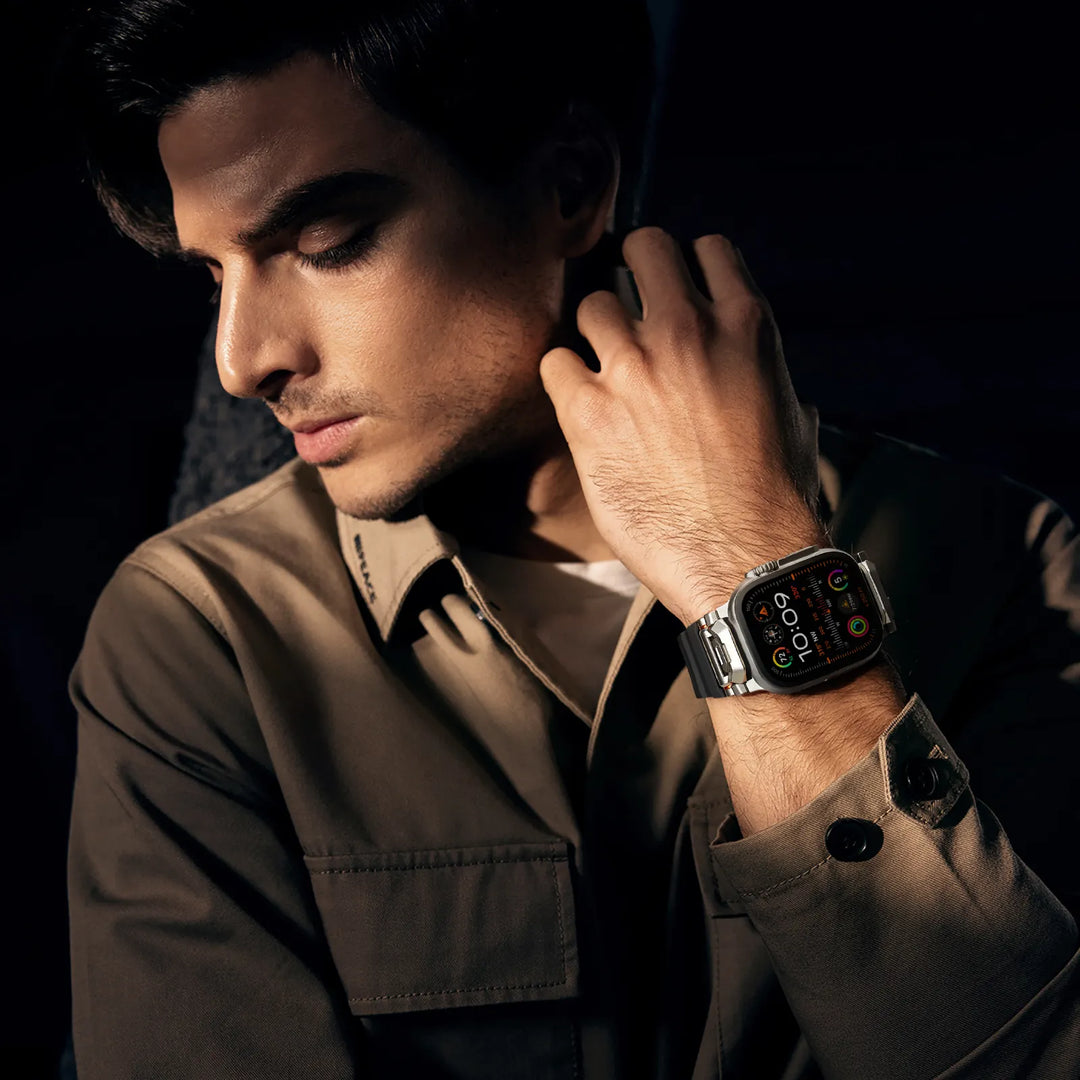 Sporty silicone watch band for smartwatches, comfortable, waterproof, & long-lasting accessory.