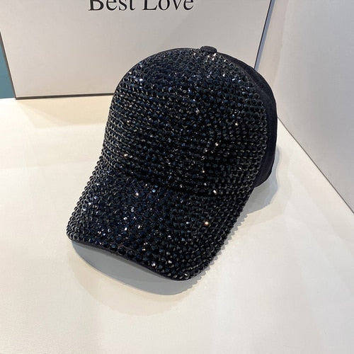 Stylish glitter baseball cap for women & men, featuring an all-over sparkle for a festive look.