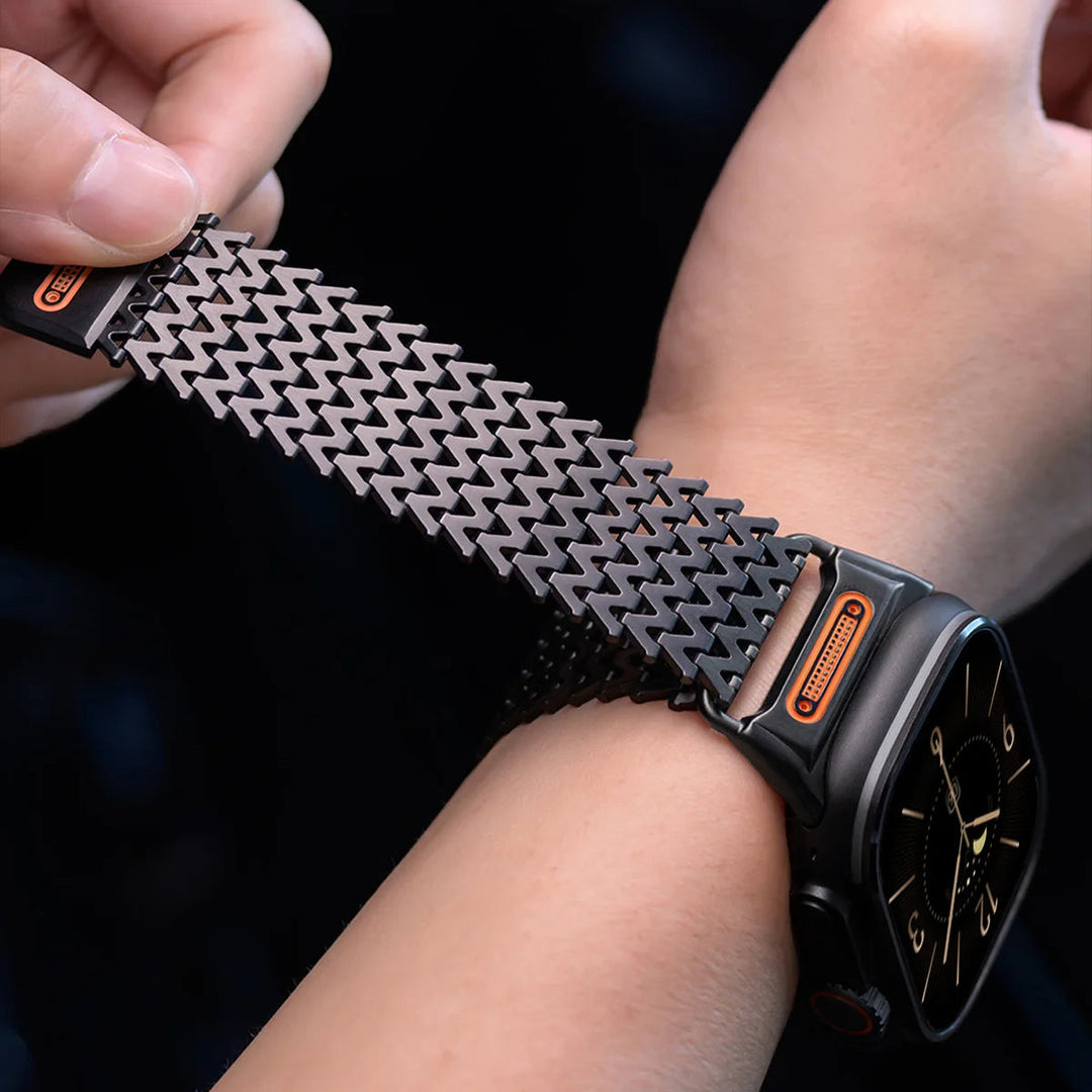 Refined silver magnetic watch band, crafted from premium stainless steel. A stylish, unisex smartwatch wristband.