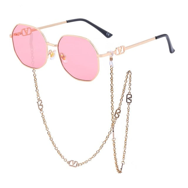 Mirrored or gradient? Unisex stylish round sunglasses with UV400 lenses. Fashion eyewear for a trendy look.