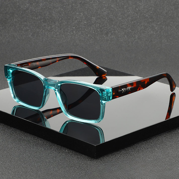 Unisex stylish square frame sunglasses, modern fashion accessory with essential UV400 protection.