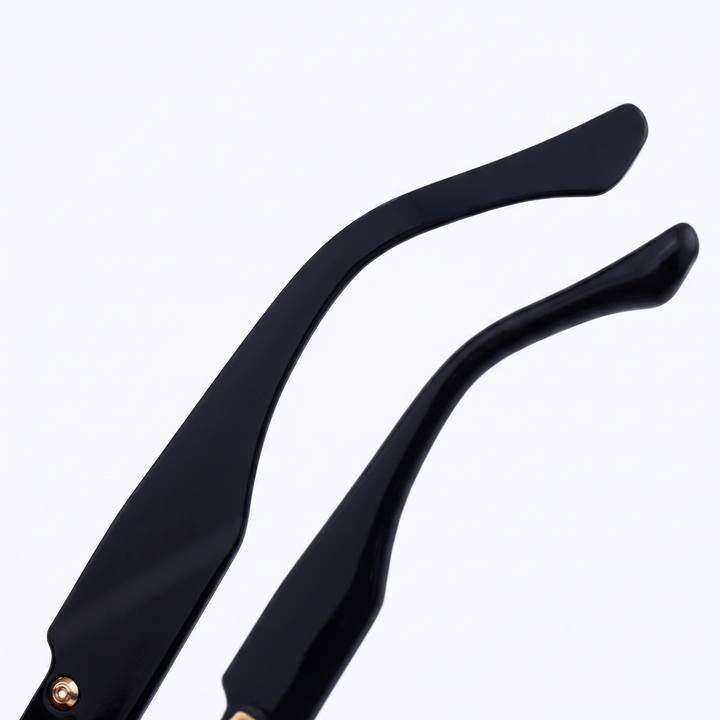 High-fashion unisex eyewear: stylish UV protection sunglasses featuring elegant crystal designs.