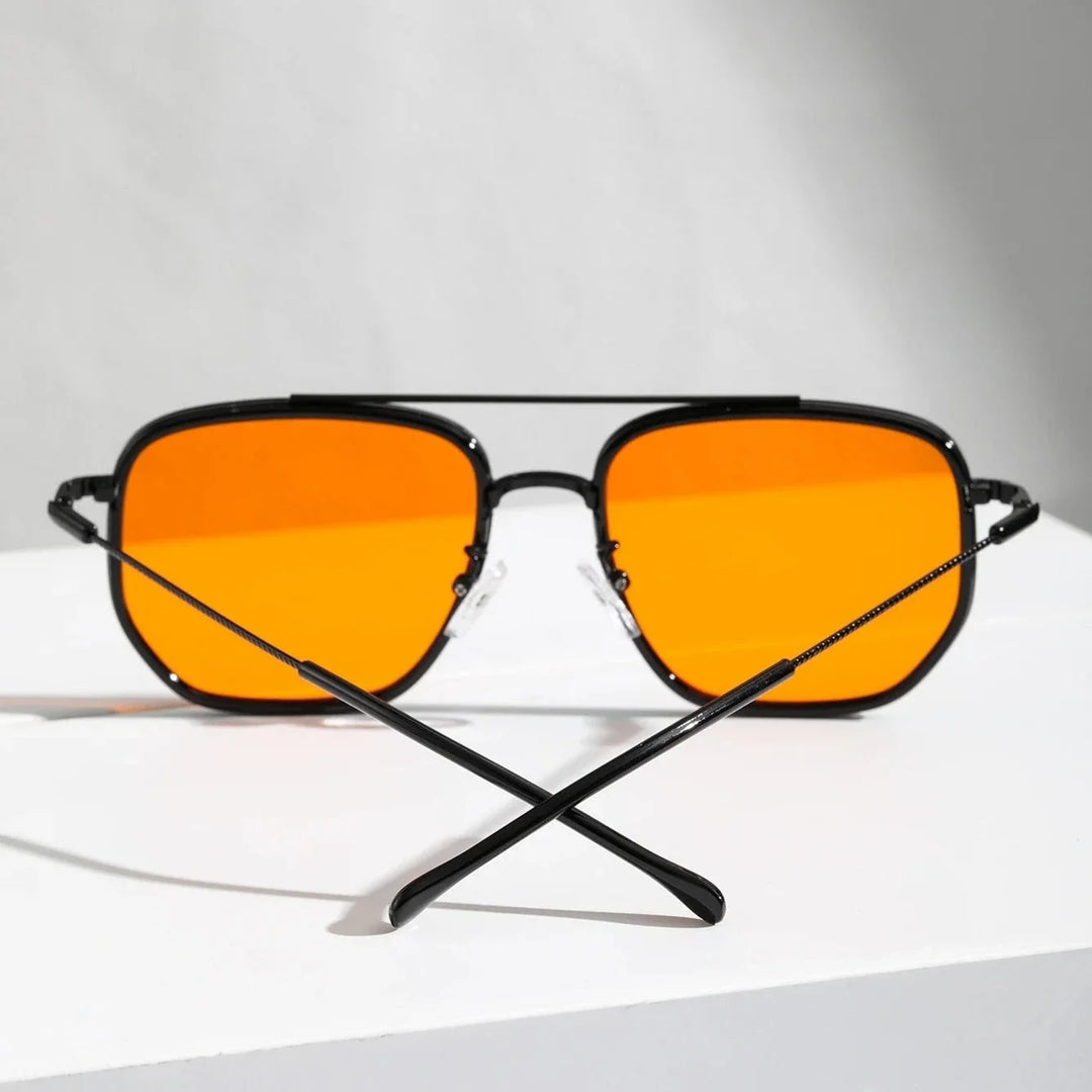 Unisex UV protection sunglasses, a perfect outdoor accessory with a modern design.