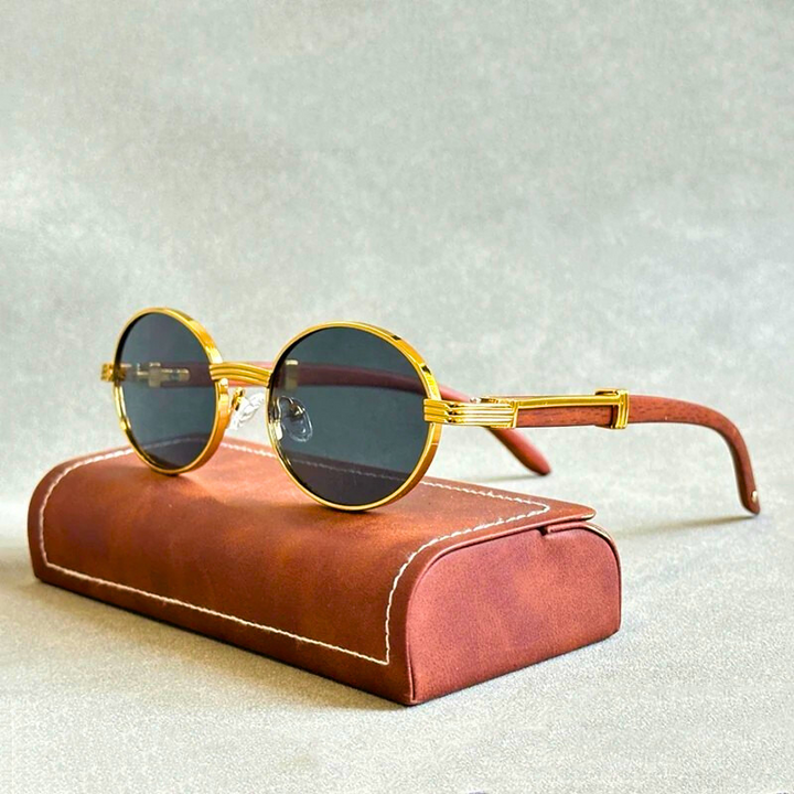 Unisex Stylish UV400 Sunglasses Hayden with steel frame and wood temples.