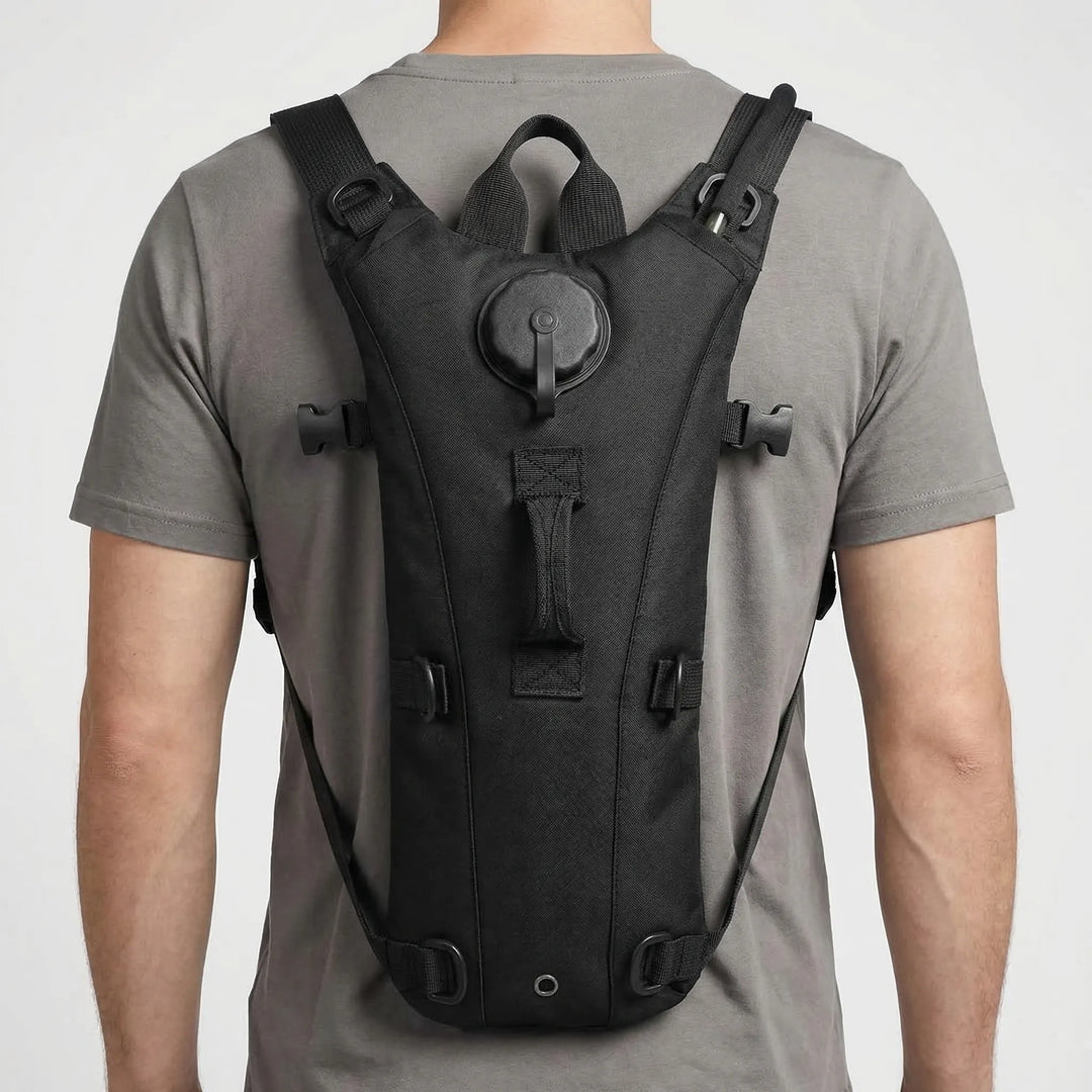 Versatile outdoor hydration backpack for activewear & sports. Features a comfortable fit & integrated 3-liter water bladder.