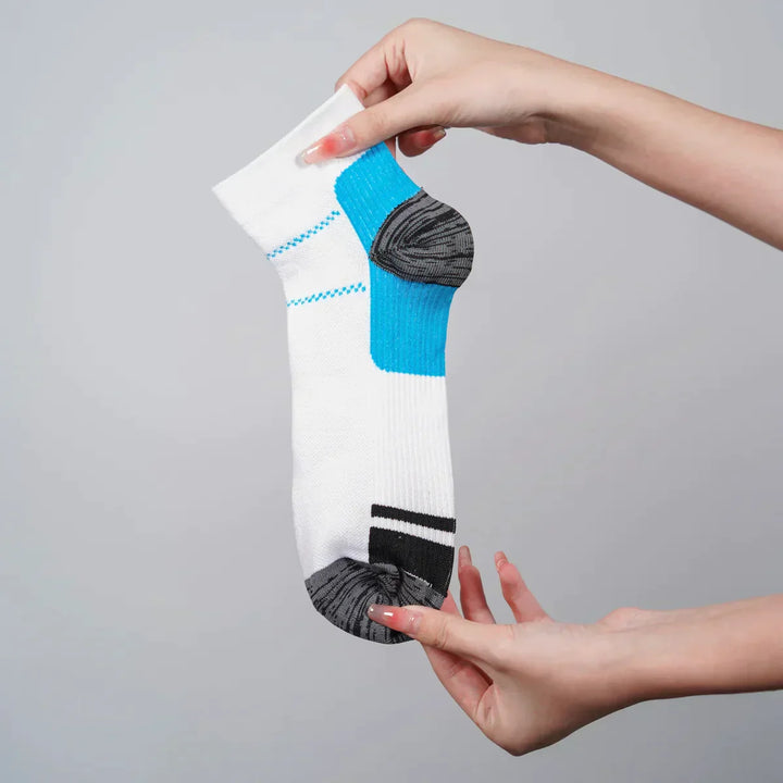 TheraSupport compression socks effectively reduce leg and ankle swelling & discomfort.