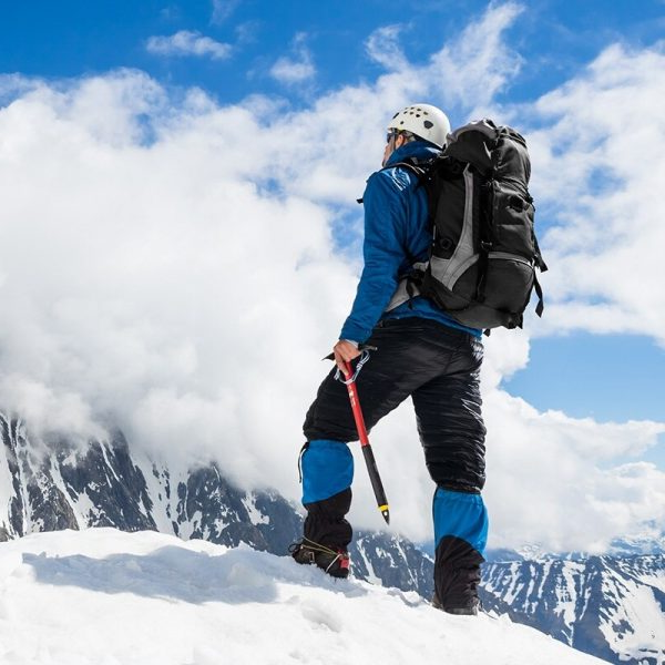 Insulated winter pants for men & women, ideal for skiing, snowboarding & extreme cold outdoor activities.