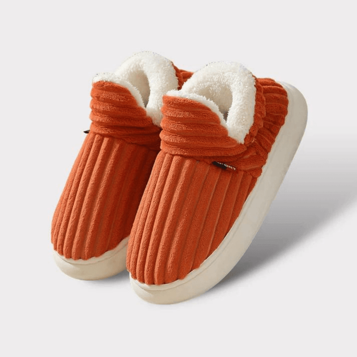 Warmest thermal indoor slippers. Unisex design for cozy winter comfort, perfect non-slip house footwear.