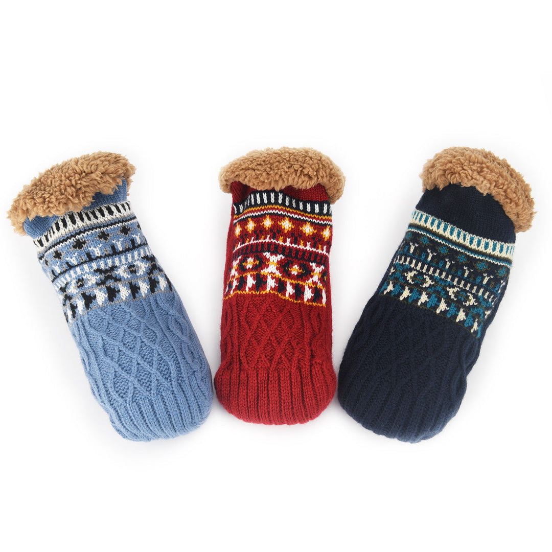 Ultra-soft fuzzy socks, unisex design for winter comfort & indoor wear.