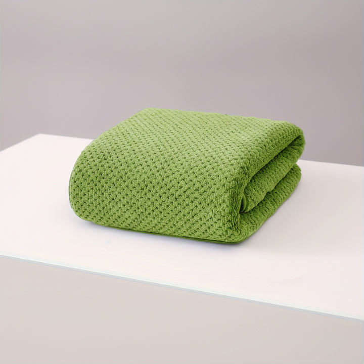 Unisex bath towel made of ultra-soft microfiber, quick-drying for efficient use