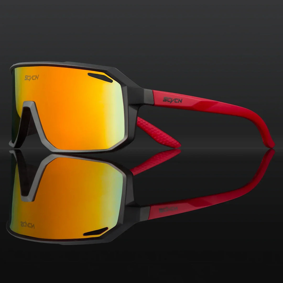 Black UV400 sport eyewear for cycling & running, offering protective lenses & clear vision.