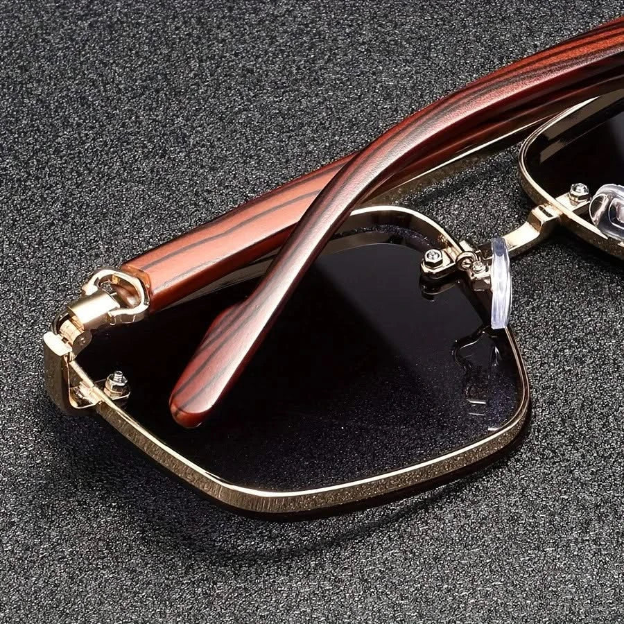 Retro metal frame shades with wooden arms, providing unisex UV protection & anti-glare for sunny days.