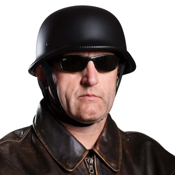 White Vintage Open-Face Helmet, ECE DOT certified for motorcycle riders. Protective street gear.