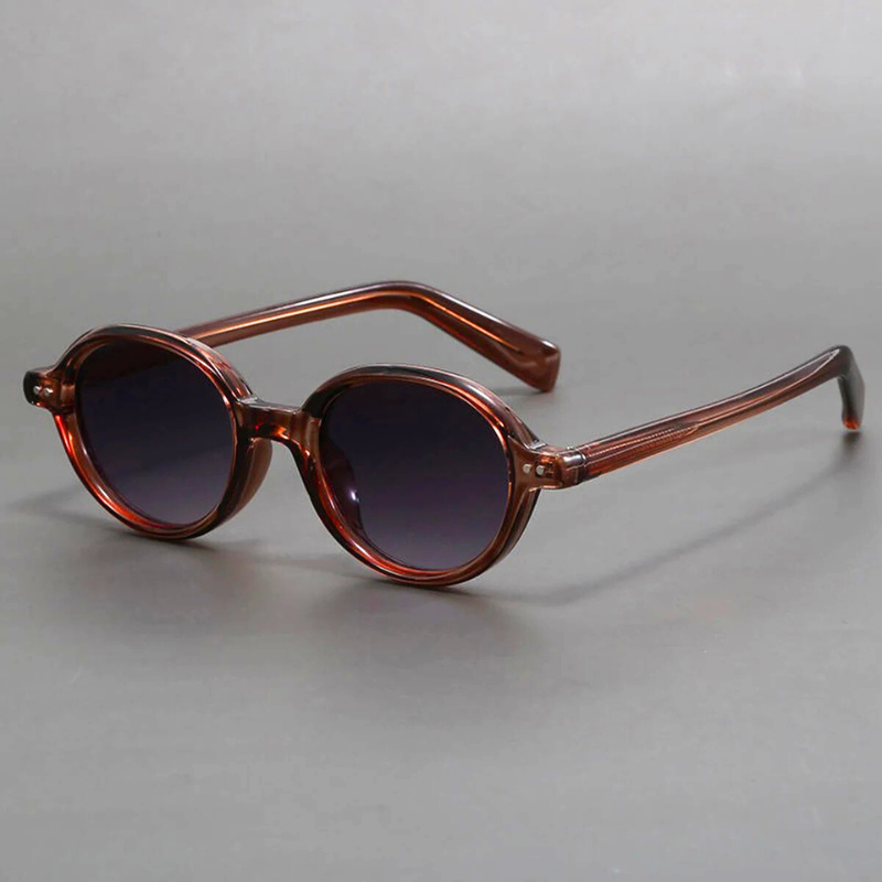 Unisex vintage retro tortoiseshell sunglasses. Essential classic eyewear with anti-glare & UV eye protection.
