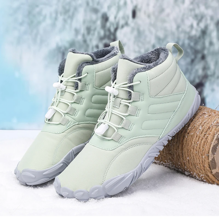 Comfortable FrostFlex unisex barefoot snow boots, warm & orthopedic support for cold winter weather.