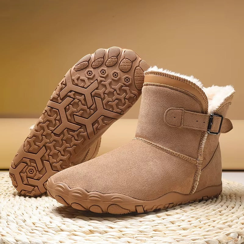 Unisex warm winter barefoot boots with flexible sole, perfect for natural movement & cold weather comfort.