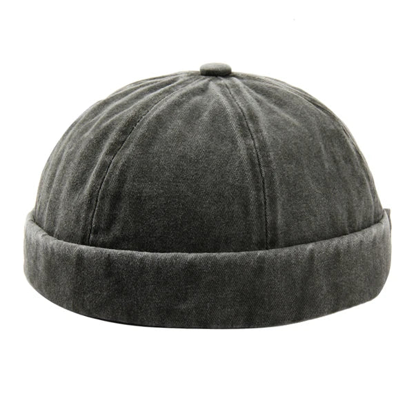 Unisex washed cotton brimless cap, adjustable for comfortable fit. Casual headwear style.