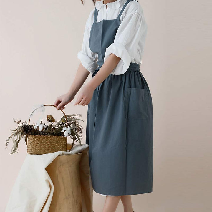 Stylish unisex waterproof cotton apron, great for cooking, baking, and grilling.