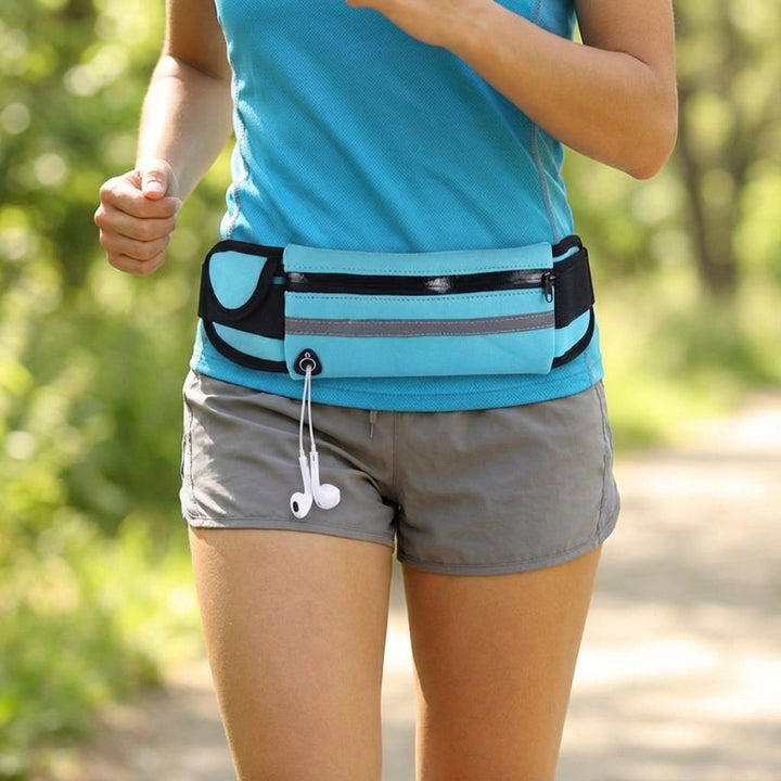 Unisex waterproof running waist bag with adjustable strap, ideal for jogging and active wear