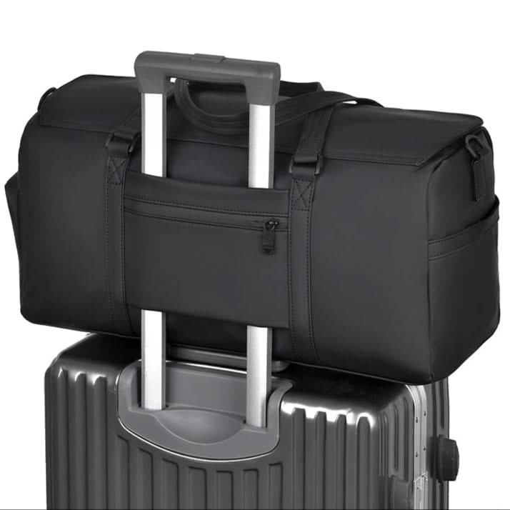 Compact yet spacious duffle bag, perfect carry-on for men and women's weekend getaways.