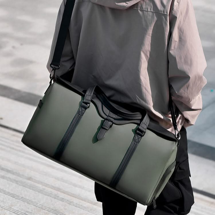 Practical weekend duffle bag, a stylish and functional carry-on travel accessory.