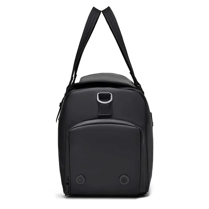 Unisex carry-on luggage, a versatile duffle bag for short and long journeys alike.