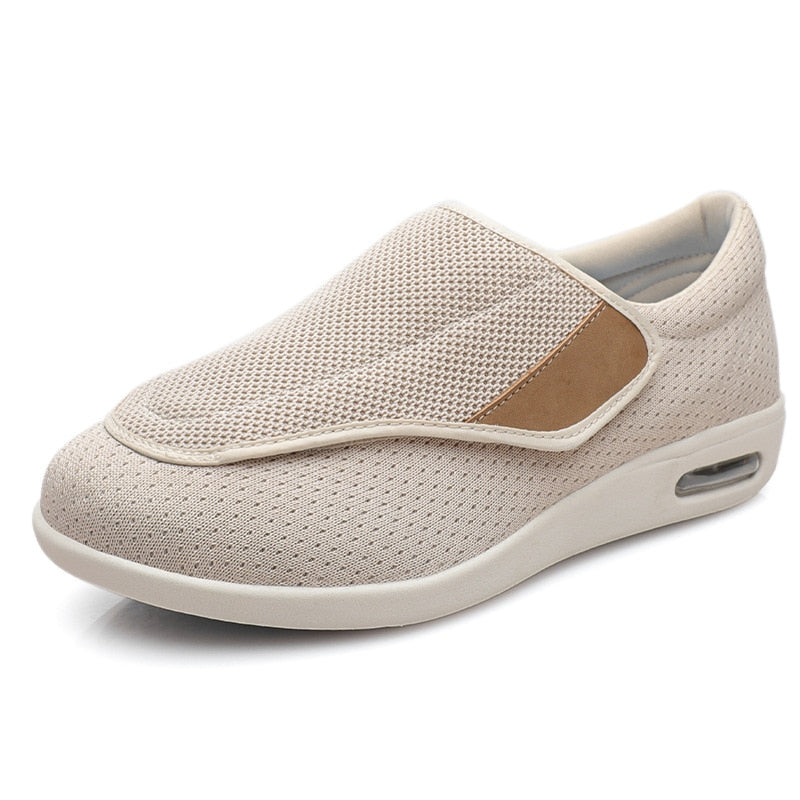 Lightweight comfort shoes for diabetics, extra wide and non-slip, supporting healthy walking for swollen feet.