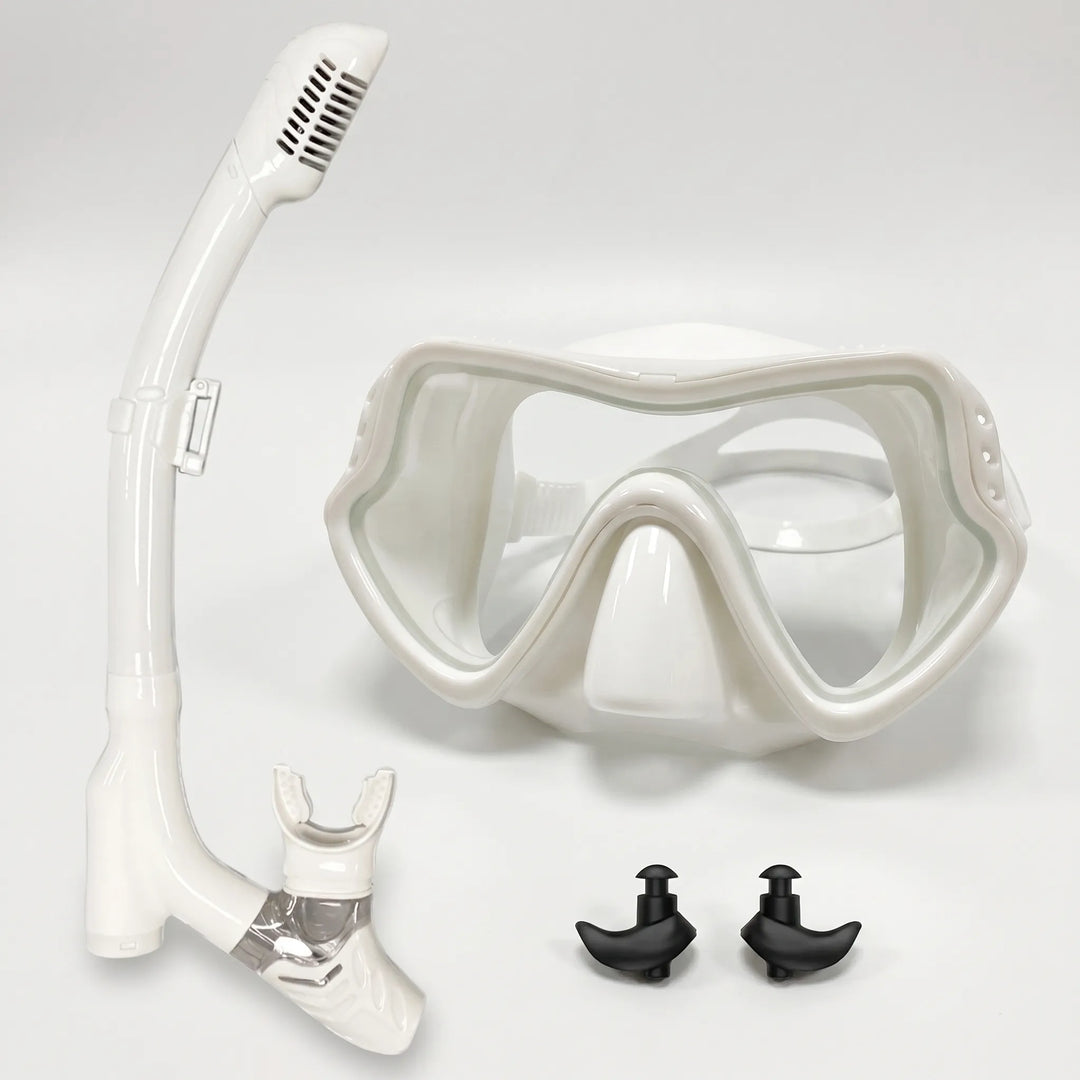 Panoramic wide-view snorkeling mask, essential swim gear for crystal-clear underwater exploration.