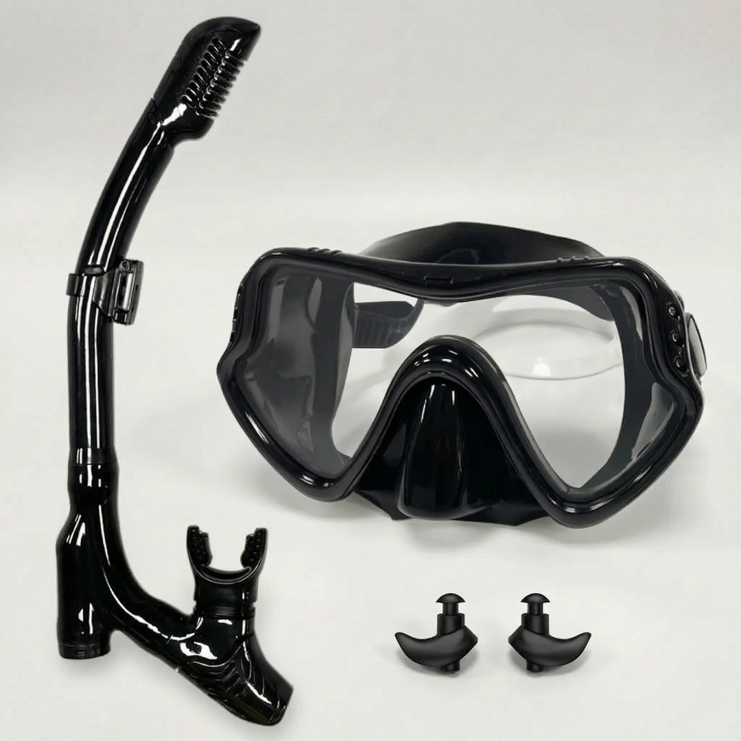 Recreational unisex snorkeling mask with wide view, ideal swim gear for summer water sports & fun.
