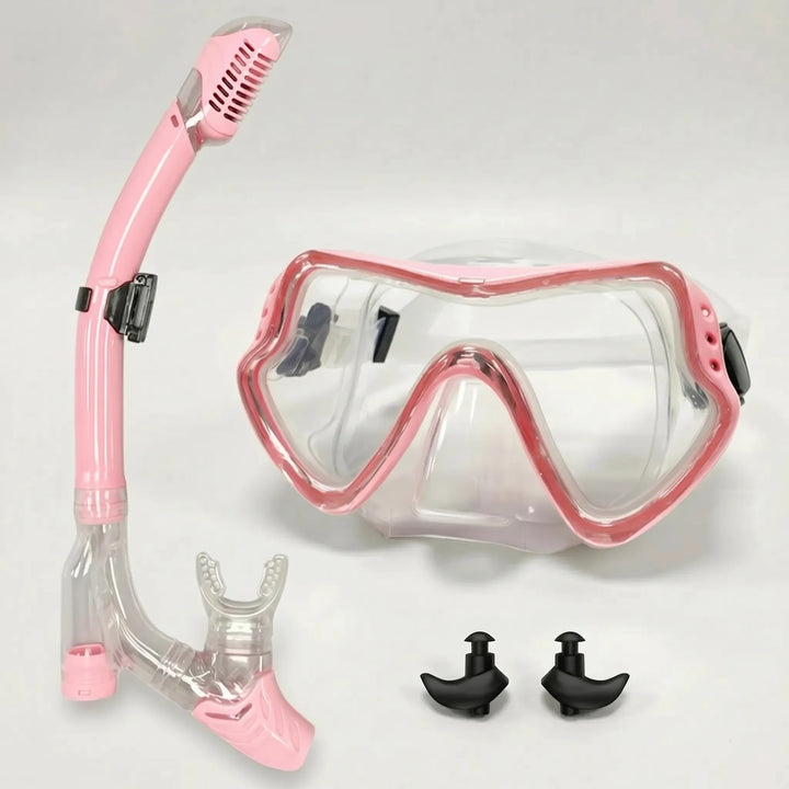 Durable unisex wide-view diving mask, perfect for deep marine exploration and underwater adventures.