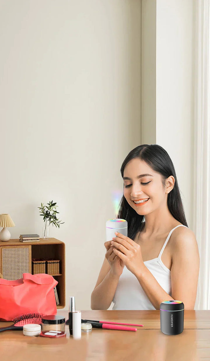 USB powered mini humidifier with essential oil diffusion, for improved air