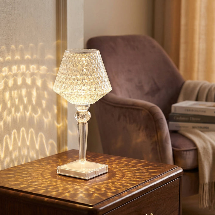 USB rechargeable crystal table lamp, elegant decorative LED light source with sparkling effect for home decor.