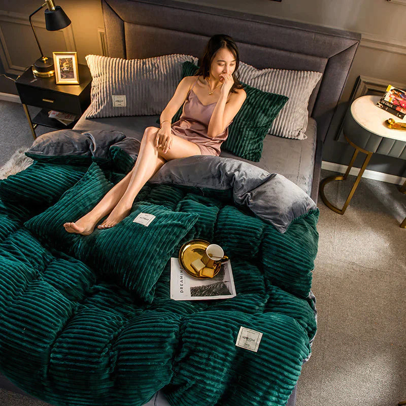 Bedroom decorated with a plush velvety fleece duvet cover set, ideal for elegant and cozy sleep.