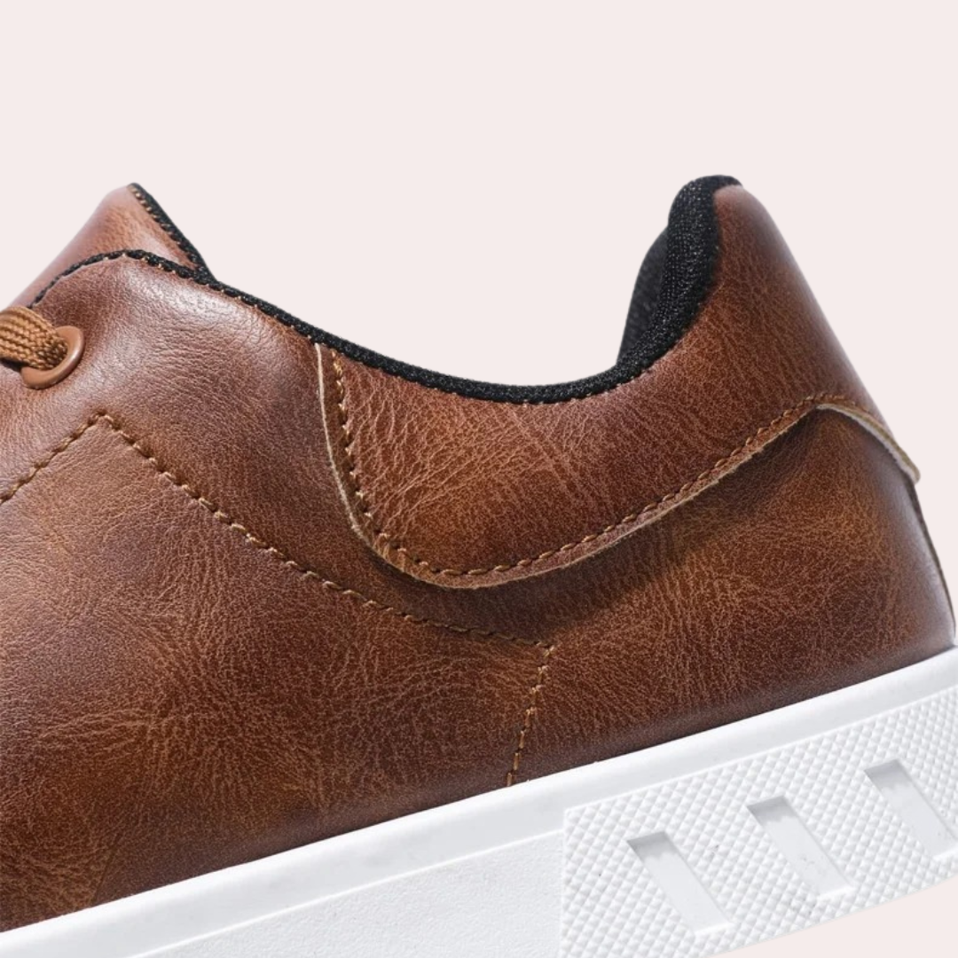 Matteo collection men's leather shoes. Timeless design, comfortable fit, and durable construction.