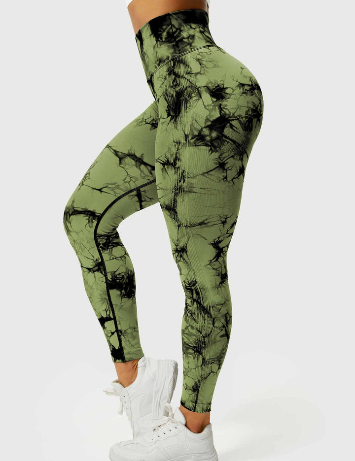 Women's comfortable & vibrant tie-dye fitness leggings for ultimate performance.