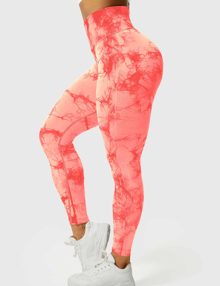 Women's stylish tie-dye activewear, comfortable leggings for fitness.