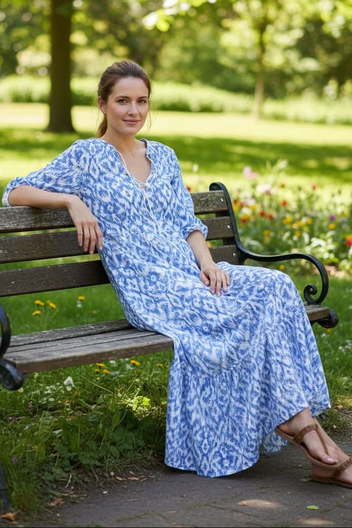 Effortless vibrant maxi dress for women, ideal for summer day-to-night transitions and vacation outfits.