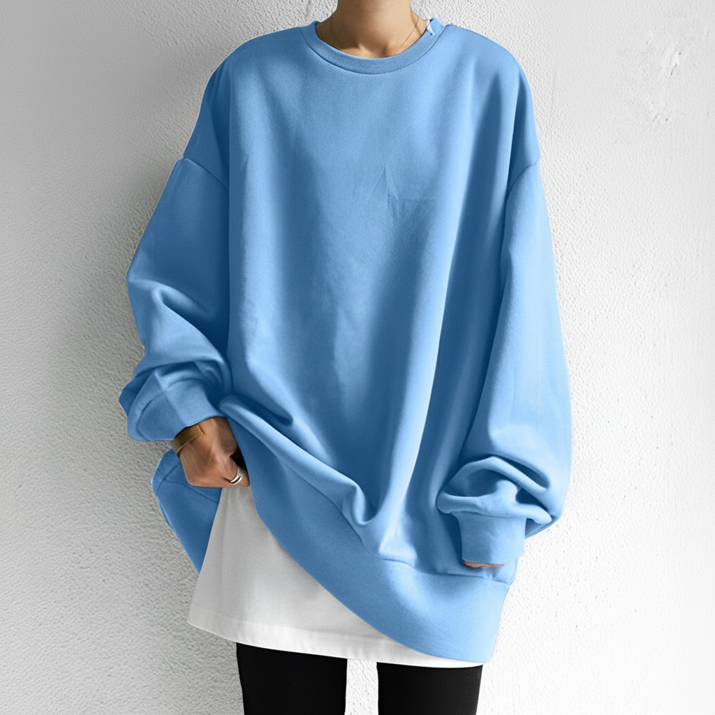 Soft knit women's pullover, oversized and comfortable for casual winter wear, long sleeve style