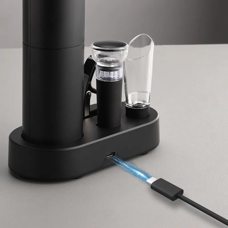 Easy-to-use automatic electric corkscrew. A must-have kitchen tool for every wine enthusiast. Rechargeable.